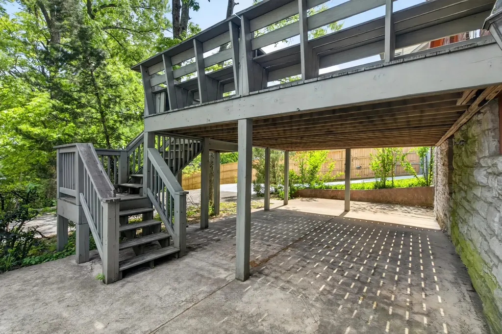 502 32nd Ave, S Nashville TN 37212