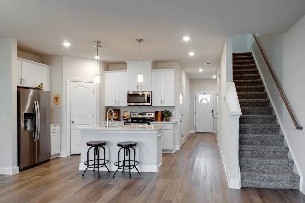857 Longleaf Lane Columbia TN 38401