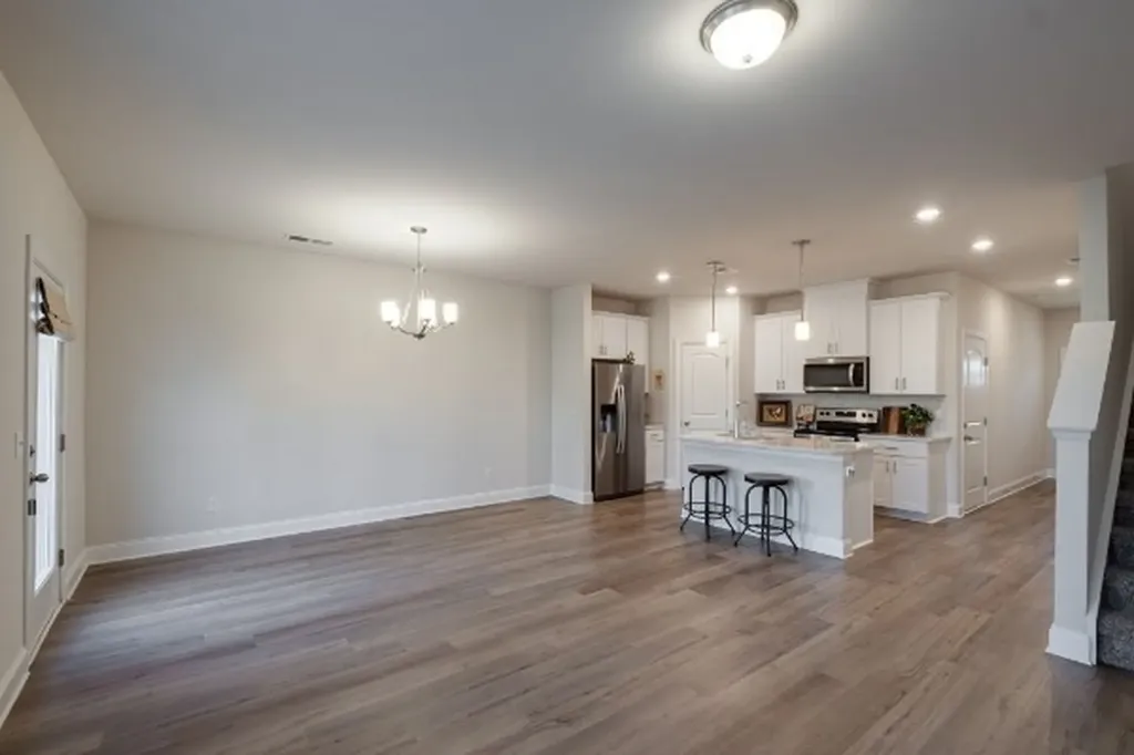 857 Longleaf Lane Columbia TN 38401
