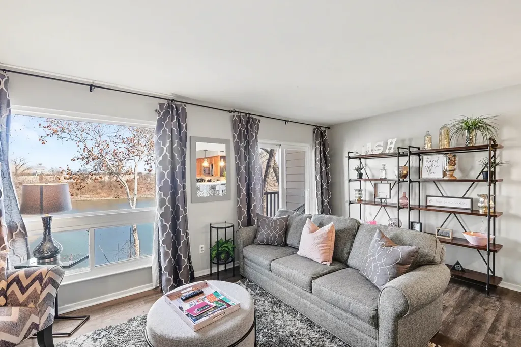 934 1st Ave, N Nashville TN 37201