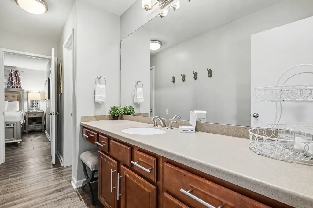 934 1st Ave, N Nashville TN 37201
