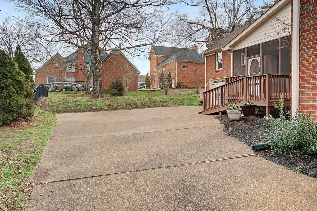 113 Doral Lane Hendersonville TN 37075