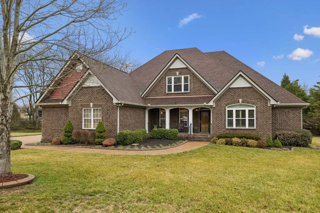 1006 Autumn Ridge Court Spring Hill TN 37174