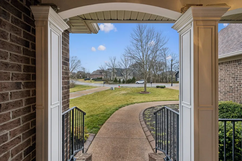 1006 Autumn Ridge Court Spring Hill TN 37174
