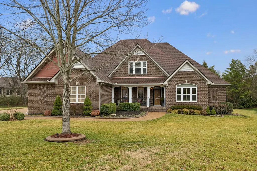 1006 Autumn Ridge Court Spring Hill TN 37174