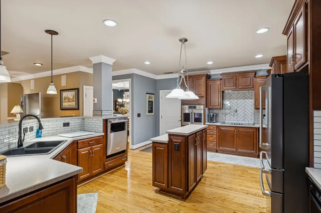 1006 Autumn Ridge Court Spring Hill TN 37174