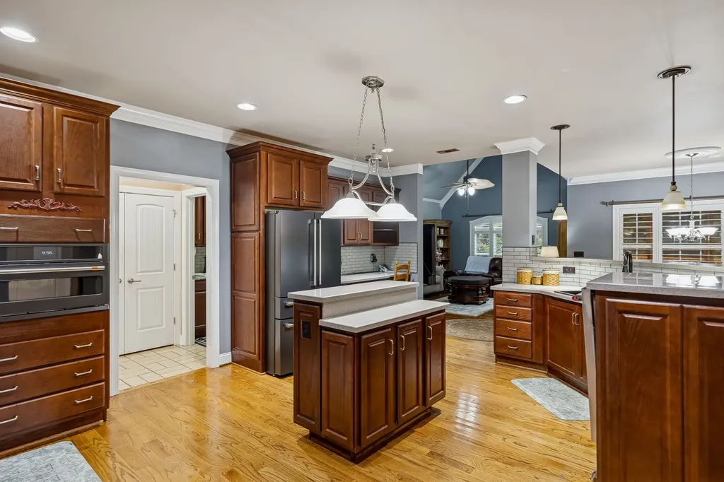 1006 Autumn Ridge Court Spring Hill TN 37174