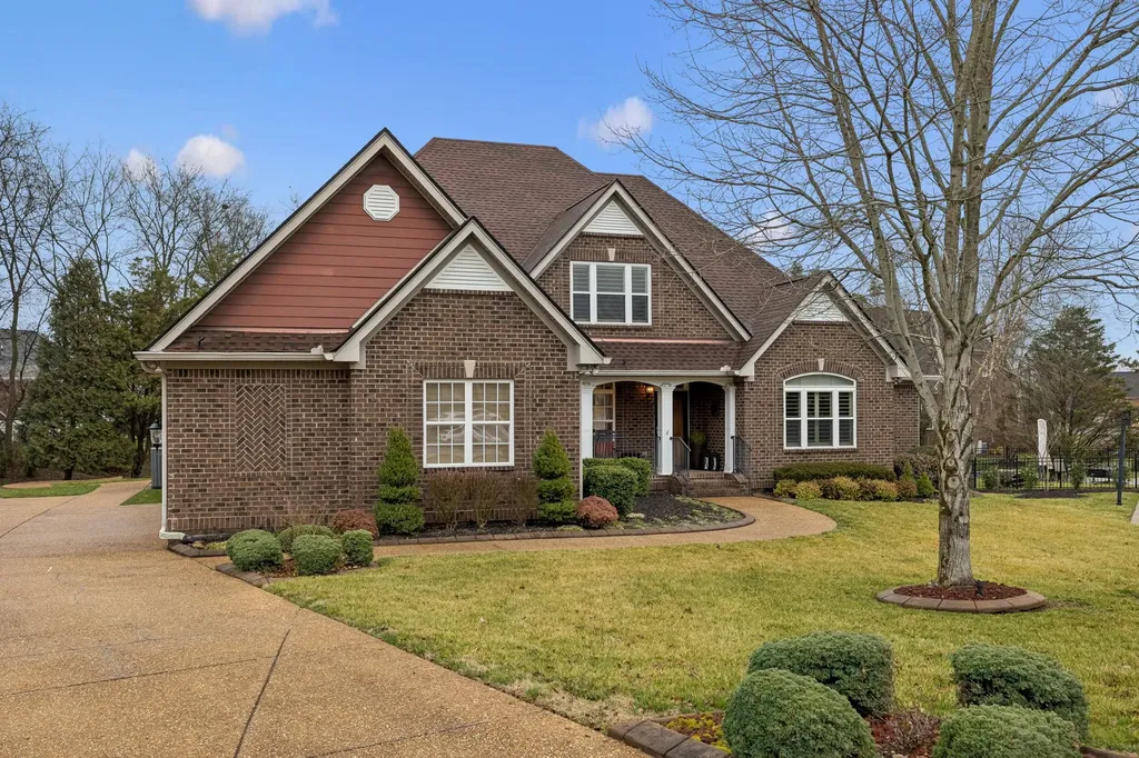 1006 Autumn Ridge Court Spring Hill TN 37174