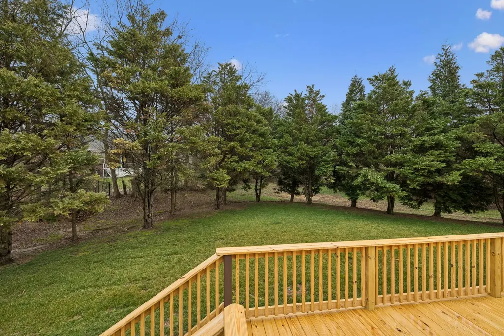 1006 Autumn Ridge Court Spring Hill TN 37174