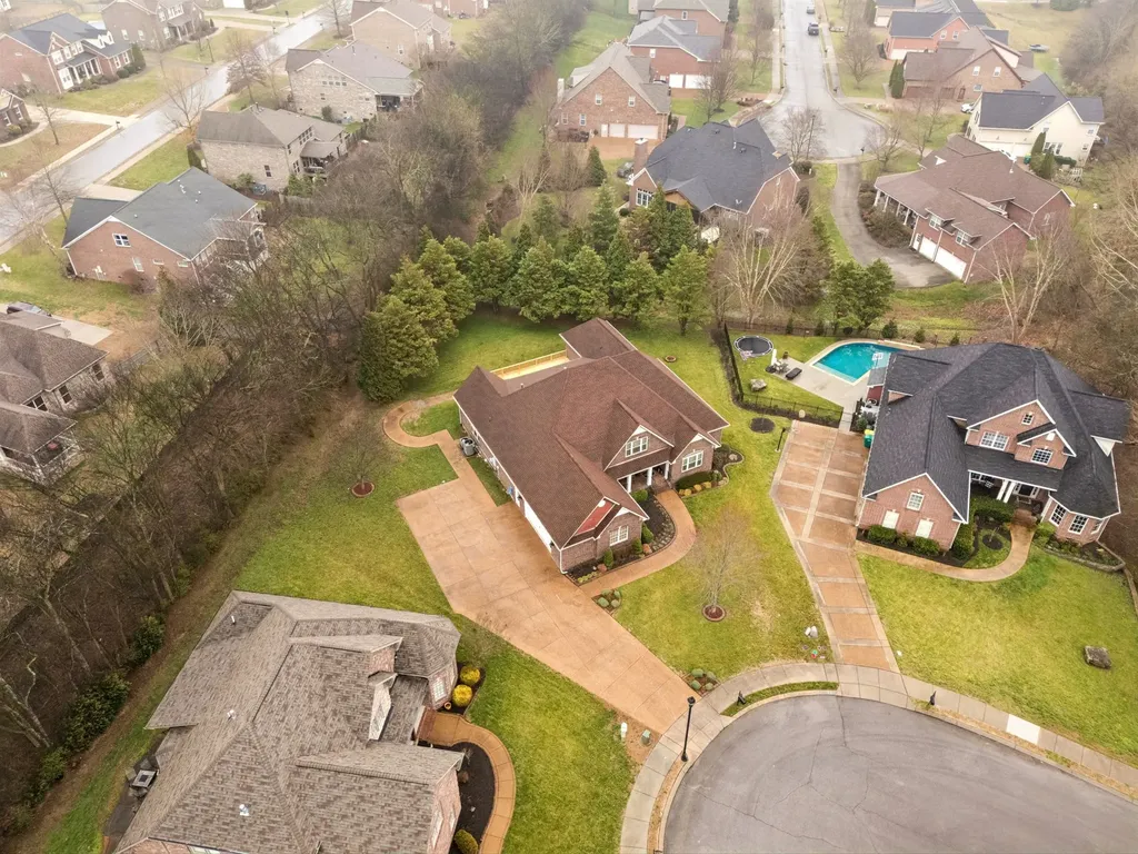 1006 Autumn Ridge Court Spring Hill TN 37174