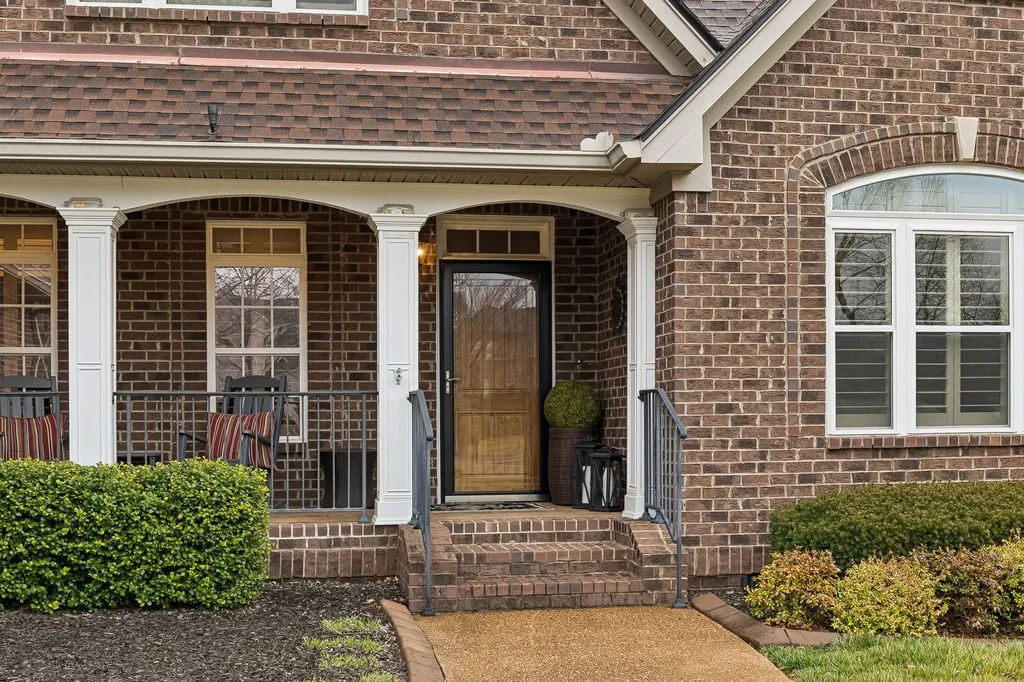 1006 Autumn Ridge Court Spring Hill TN 37174