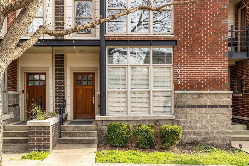 1028 9th Ave, N Nashville TN 37208