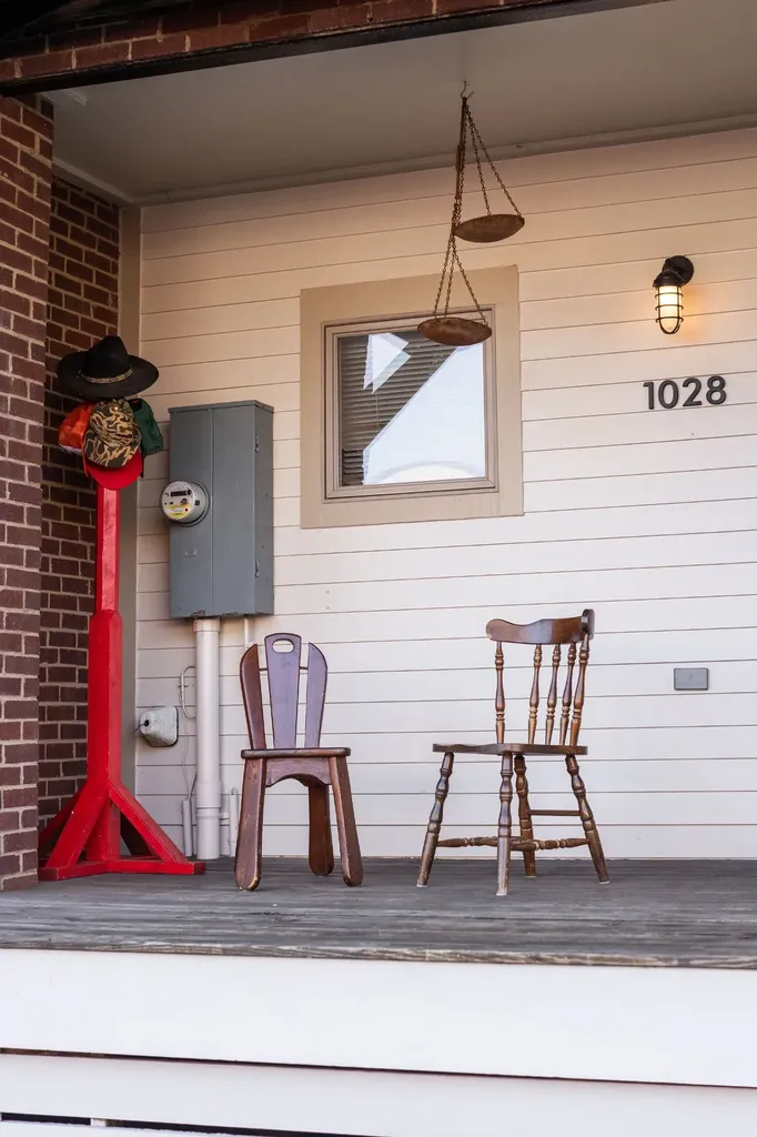 1028 9th Ave, N Nashville TN 37208