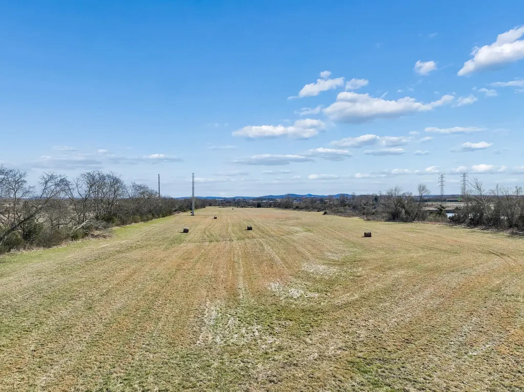 2280 Tuckers Gap Road Lebanon TN 37090