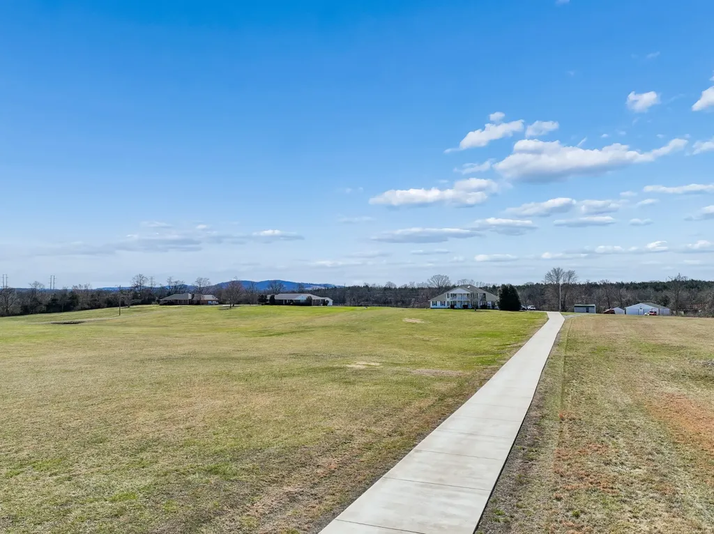2280 Tuckers Gap Road Lebanon TN 37090