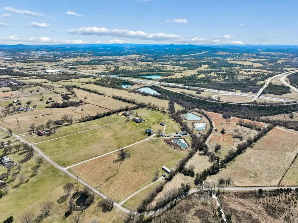 2280 Tuckers Gap Road Lebanon TN 37090