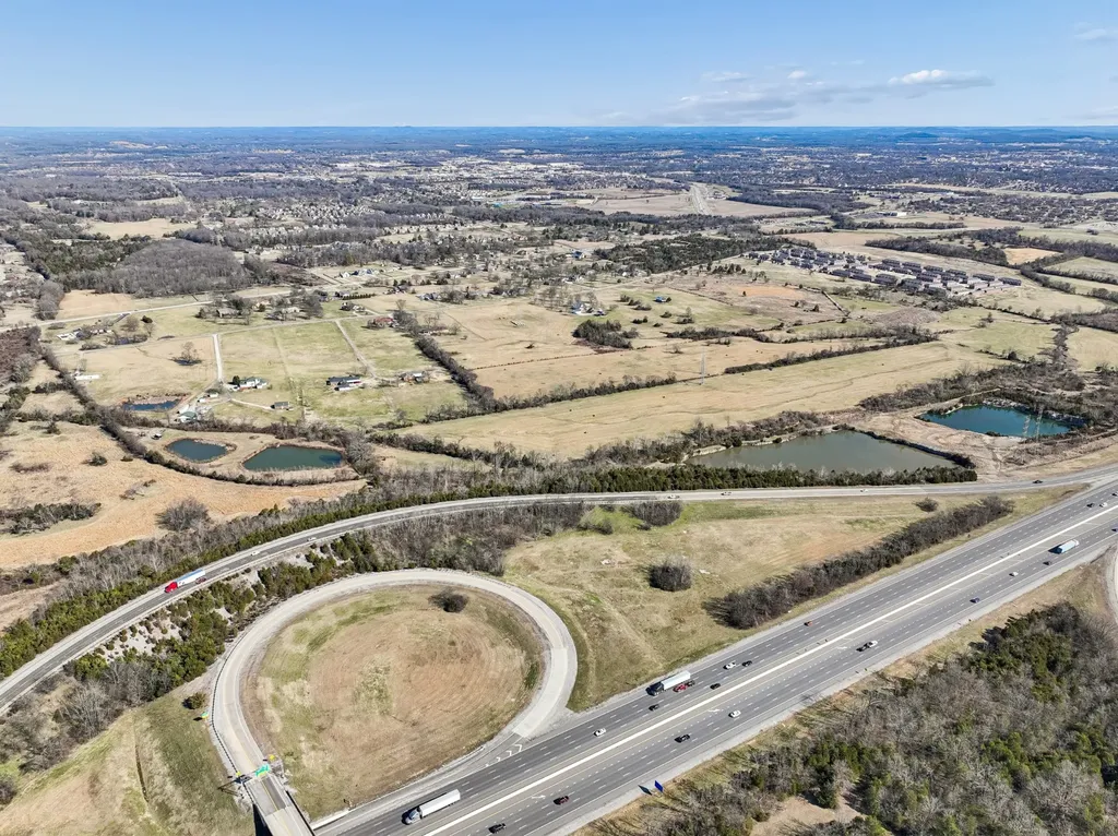 2280 Tuckers Gap Road Lebanon TN 37090