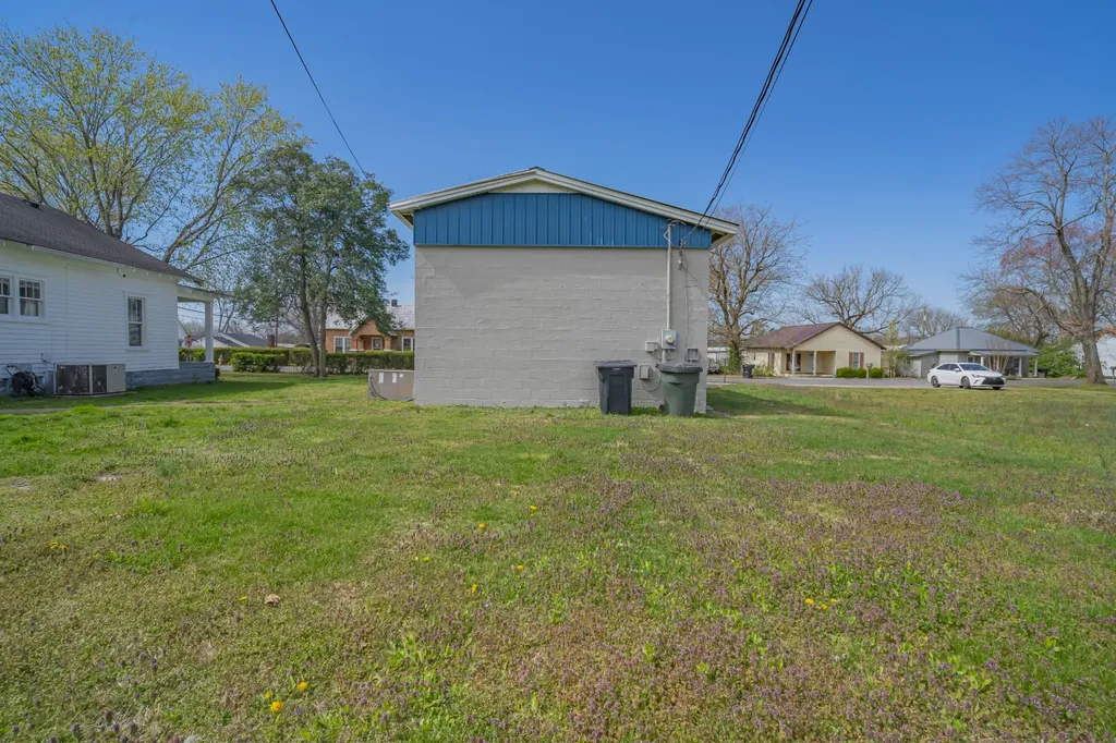 802 N Washington Street Tullahoma TN 37388
