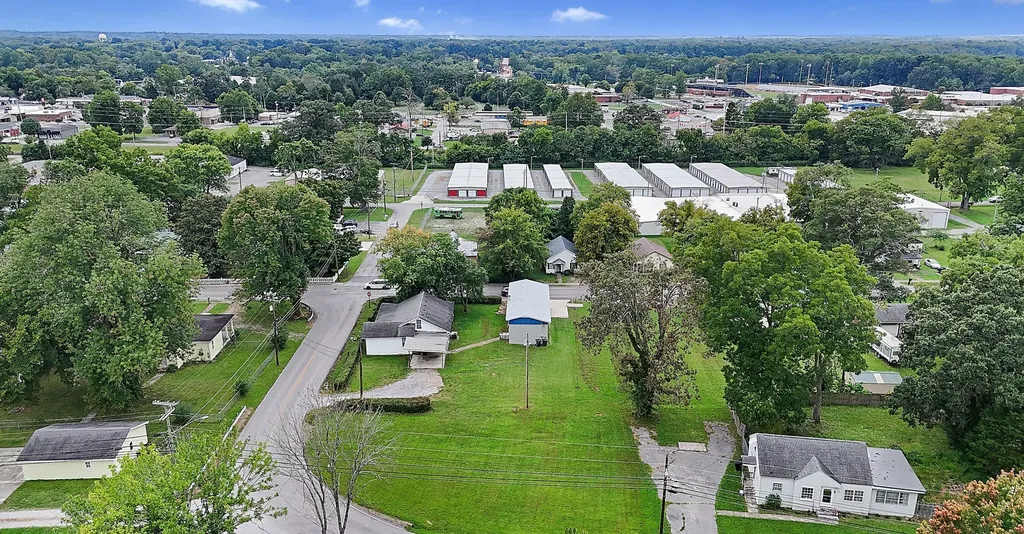 802 N Washington Street Tullahoma TN 37388