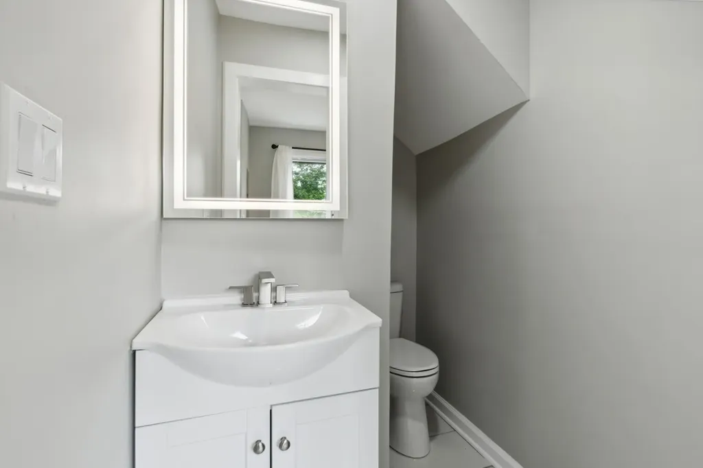 2407 Burch Street Nashville TN 37208