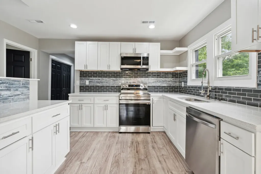 2407 Burch Street Nashville TN 37208