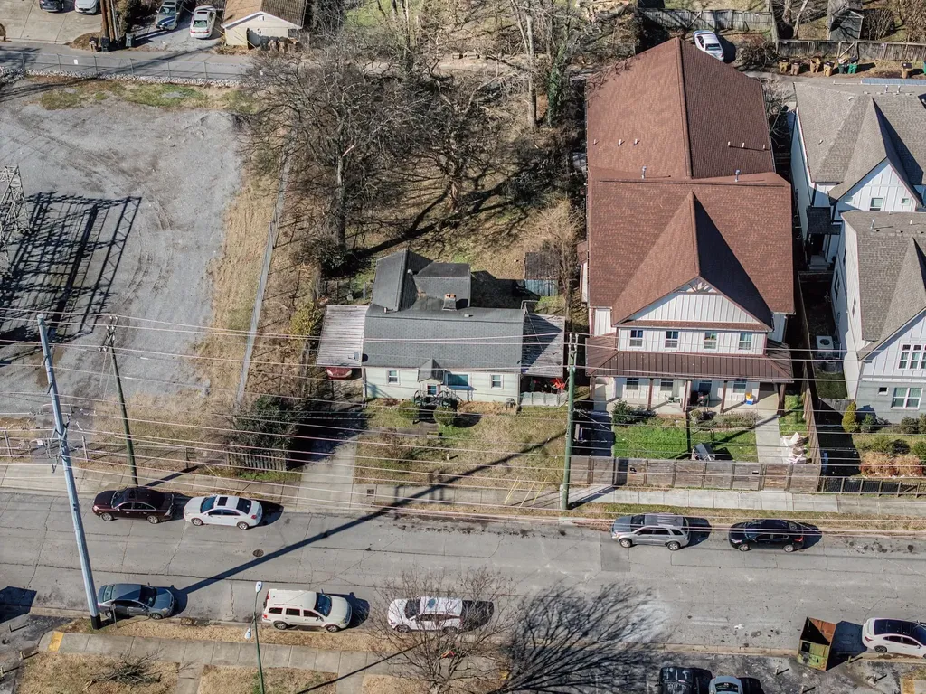 1221 14th Ave, S Nashville TN 37212