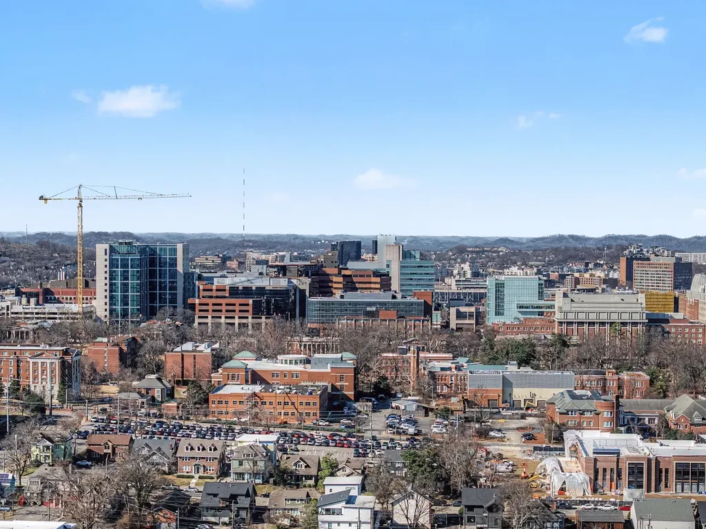 1221 14th Ave, S Nashville TN 37212
