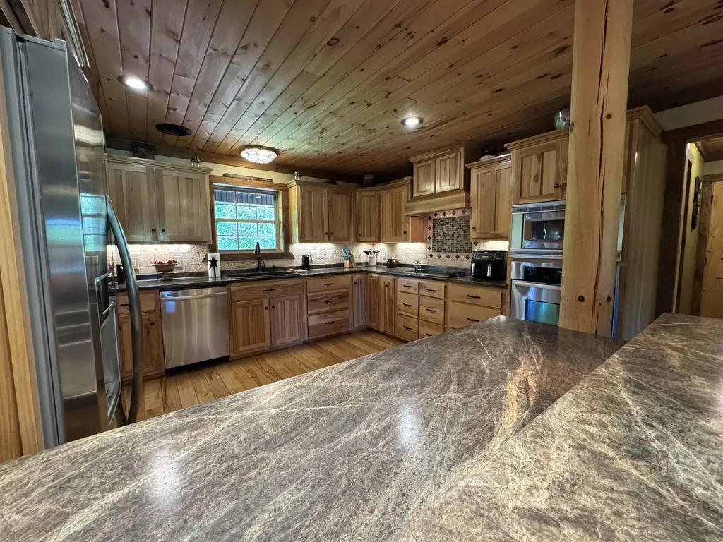 375 Autumn Ridge Lane Lafayette TN 37083