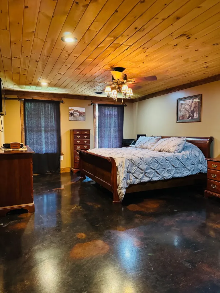 375 Autumn Ridge Lane Lafayette TN 37083