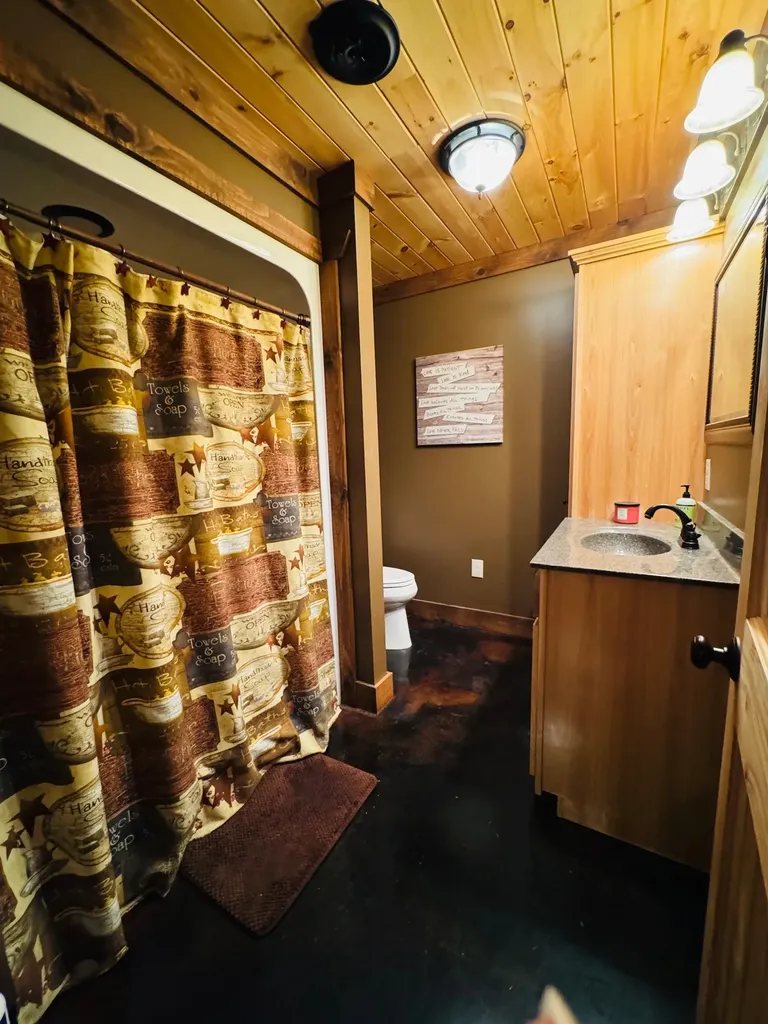 375 Autumn Ridge Lane Lafayette TN 37083