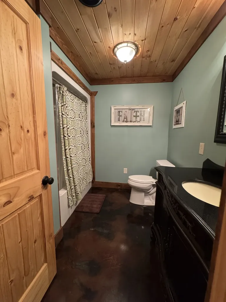 375 Autumn Ridge Lane Lafayette TN 37083