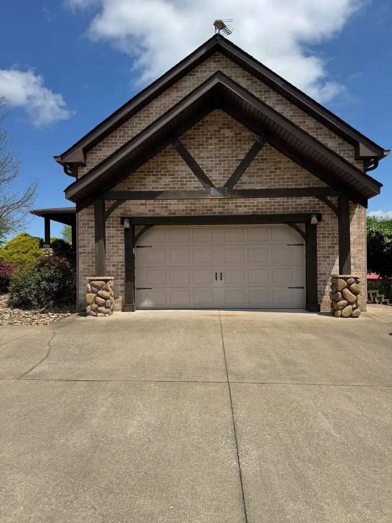 375 Autumn Ridge Lane Lafayette TN 37083