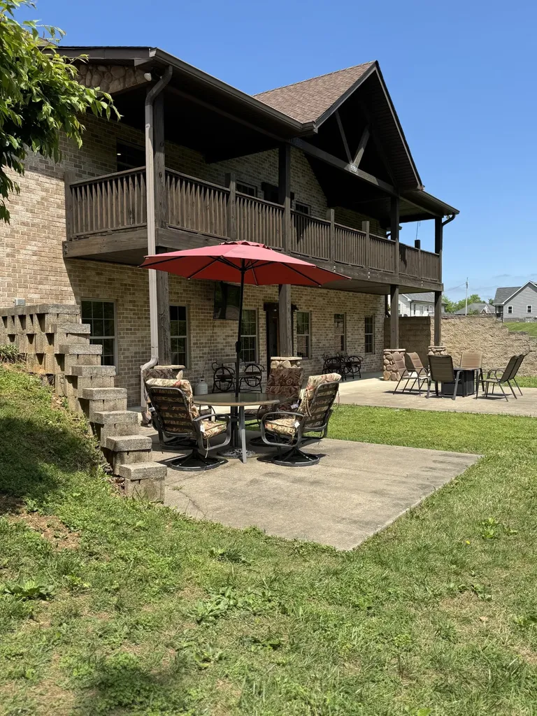 375 Autumn Ridge Lane Lafayette TN 37083