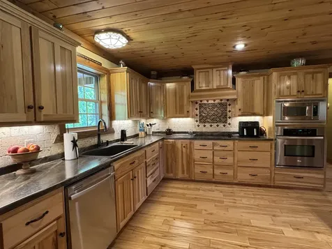 375 Autumn Ridge Lane Lafayette TN 37083