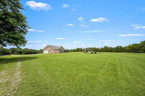 4330 River Lane Milton TN 37118