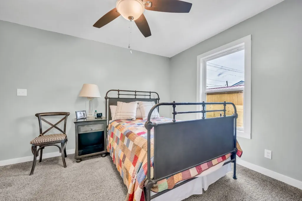 101 Simpson Avenue Waverly TN 37185