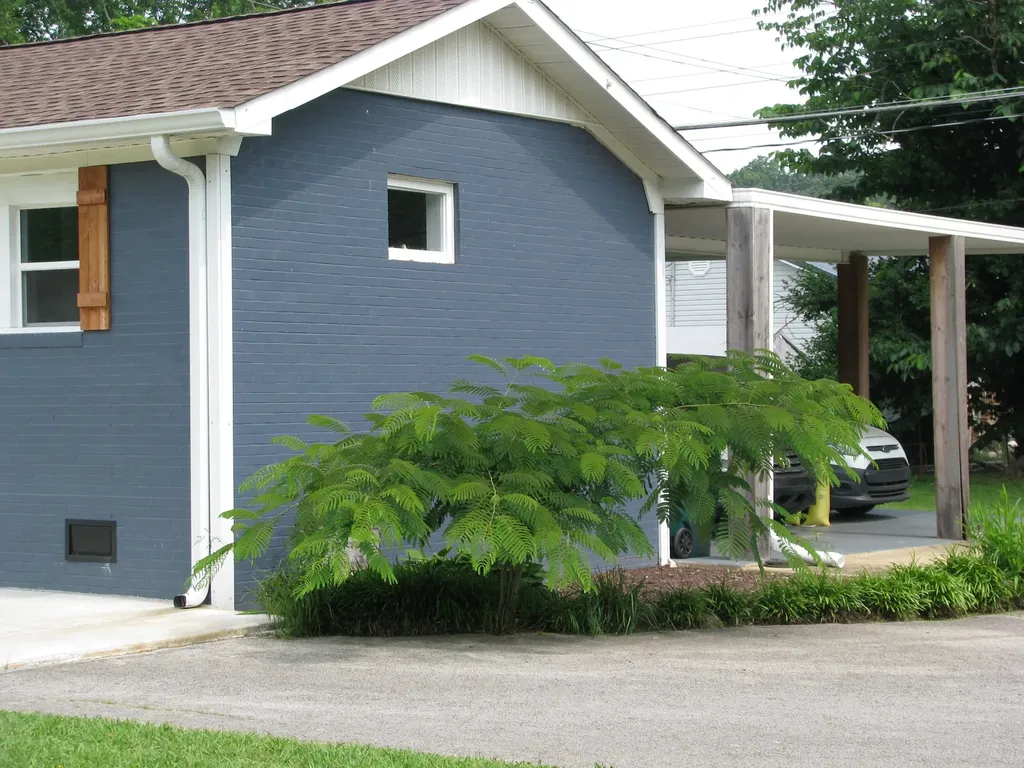101 Simpson Avenue Waverly TN 37185