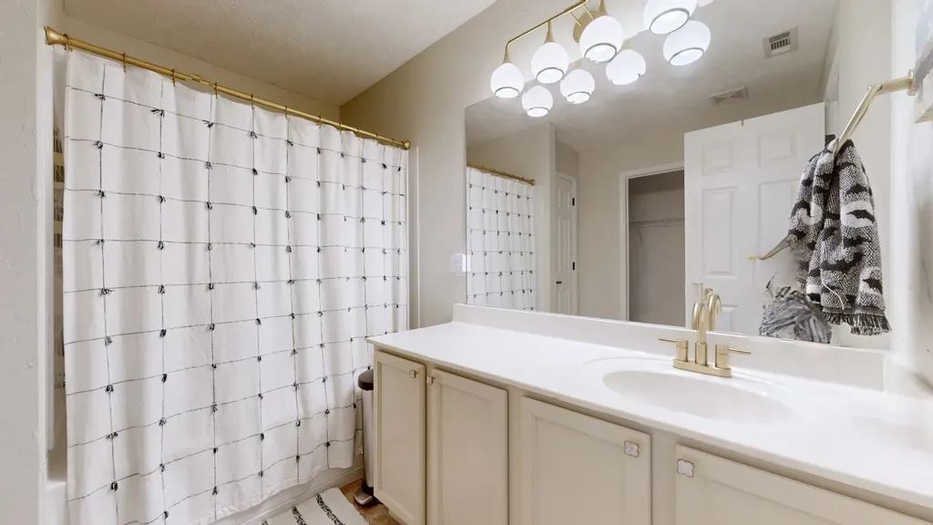 1367 Crown Point Place Nashville TN 37211