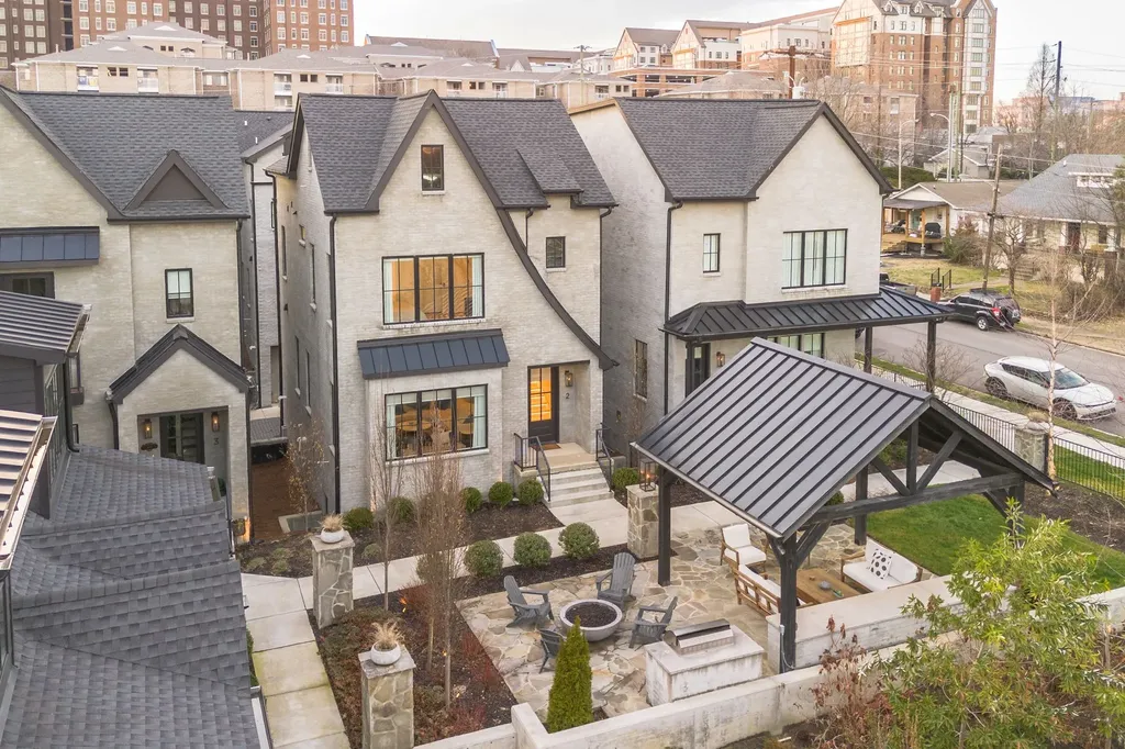 1109 Bate Avenue Nashville TN 37204