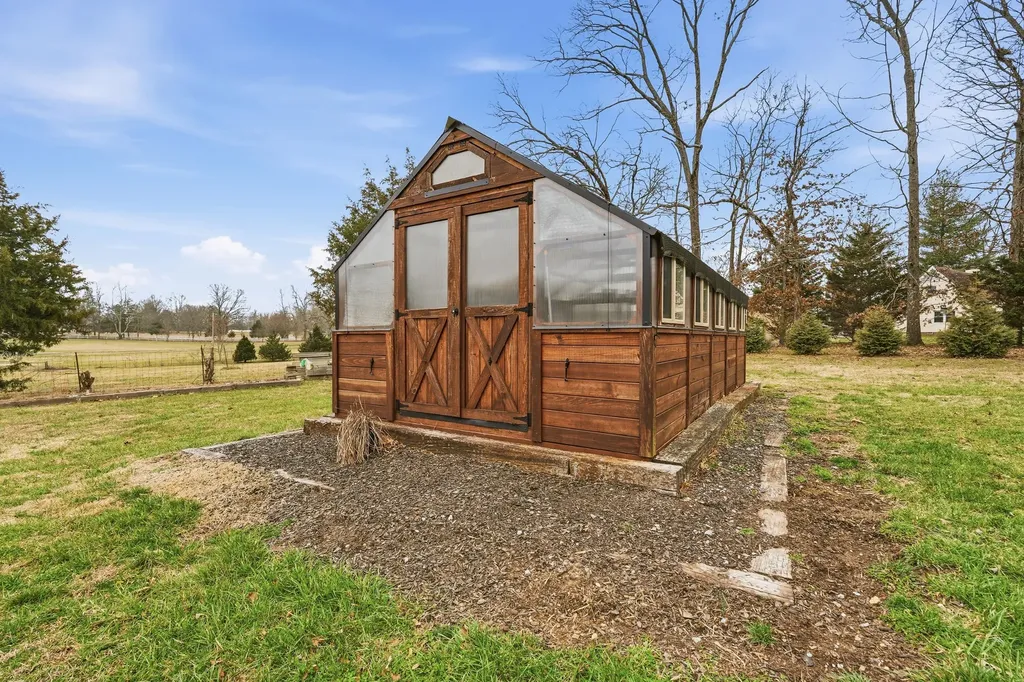 530 Parkway Road Tullahoma TN 37388
