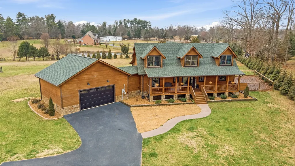 530 Parkway Road Tullahoma TN 37388
