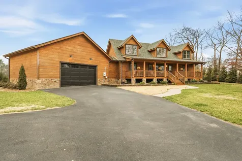 530 Parkway Road Tullahoma TN 37388