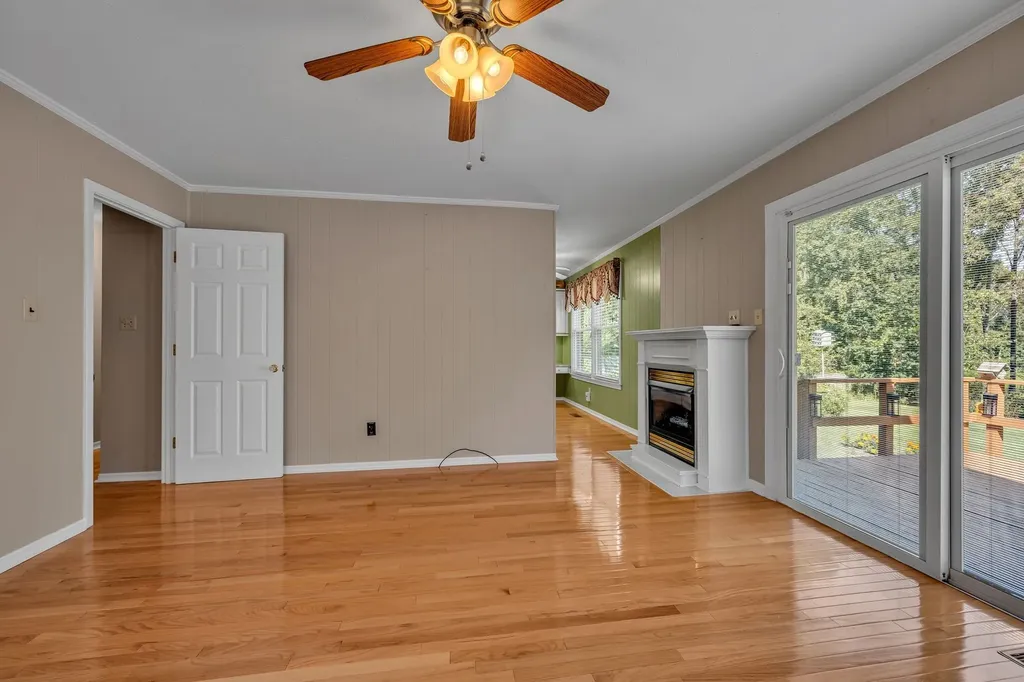 126 Robin Hood Road Dickson TN 37055