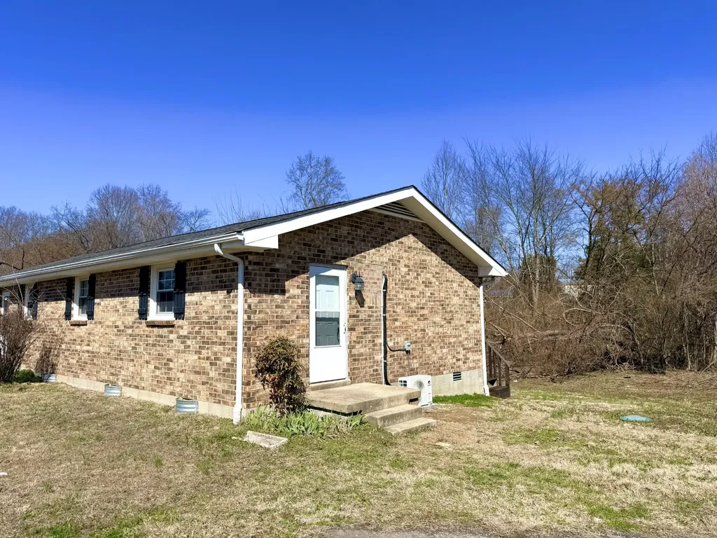 2121 Bracey Joelton TN 37080