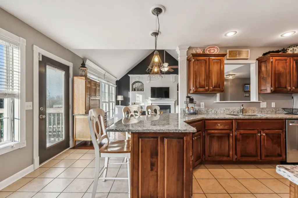 5881 Highway 31 W Portland TN 37148