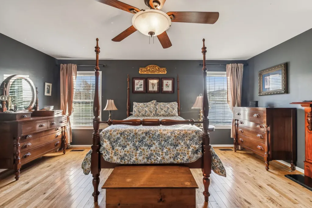 5881 Highway 31 W Portland TN 37148