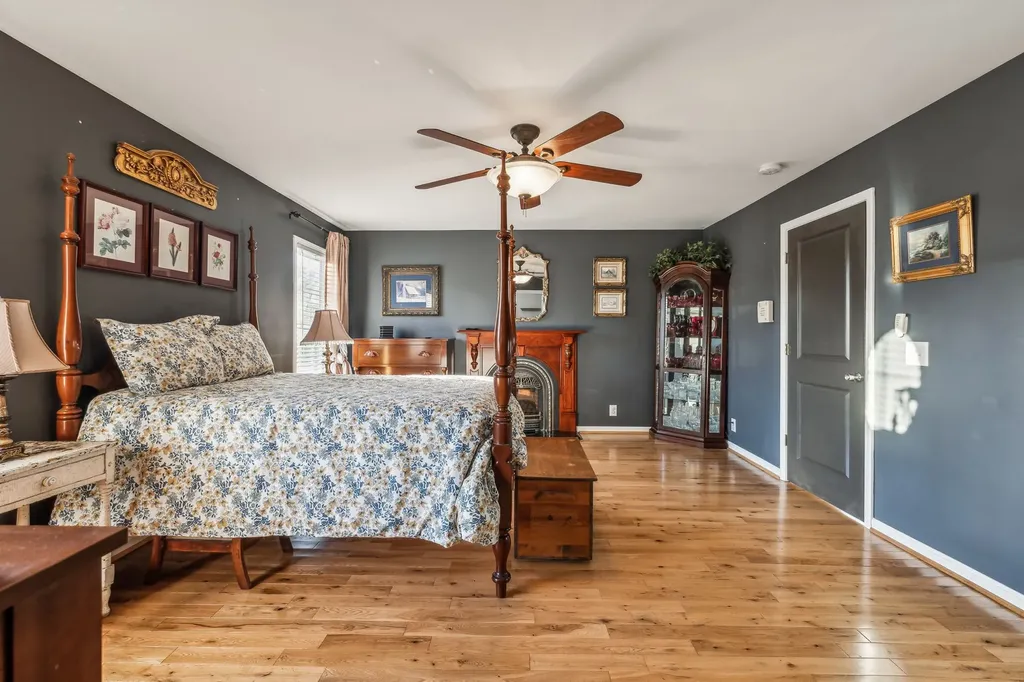 5881 Highway 31 W Portland TN 37148
