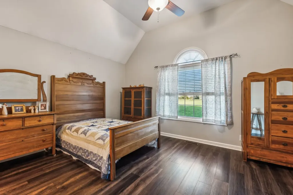 5881 Highway 31 W Portland TN 37148