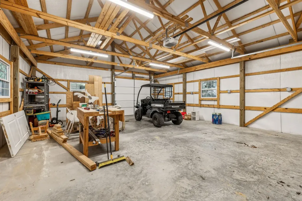 5881 Highway 31 W Portland TN 37148