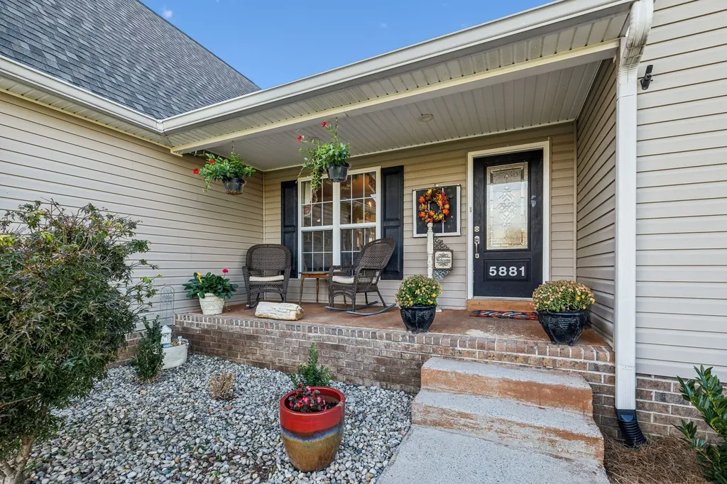 5881 Highway 31 W Portland TN 37148